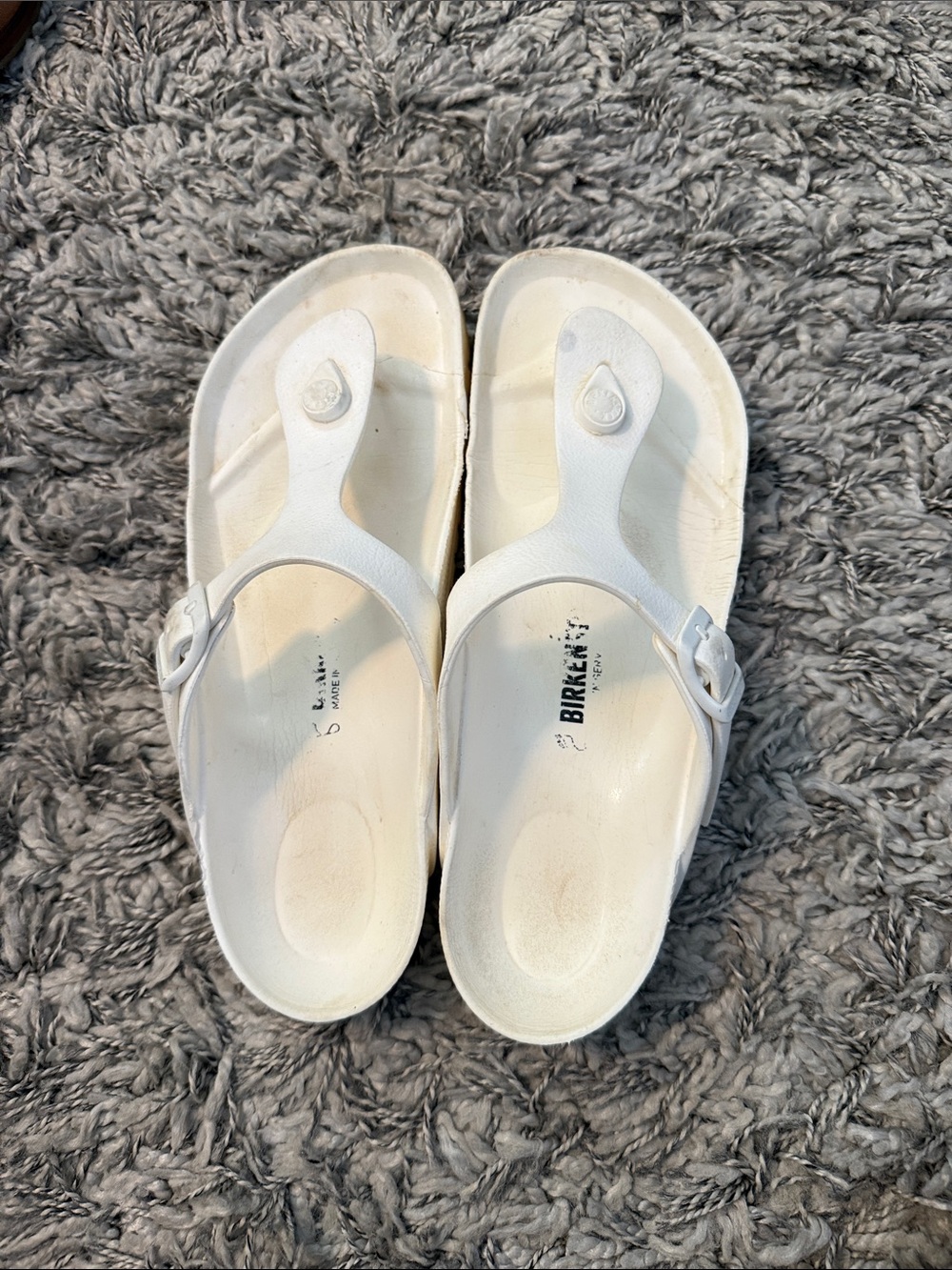 Birkenstock White Gizeh EVA Thong Sandals for Women size 40